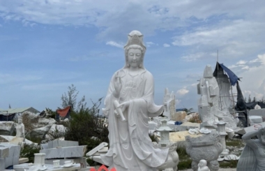 Cách chọn tượng Phật Bà Quan Âm bằng đá