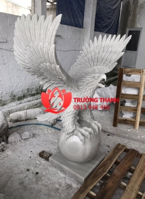 tượng đại bàng bằng đá
