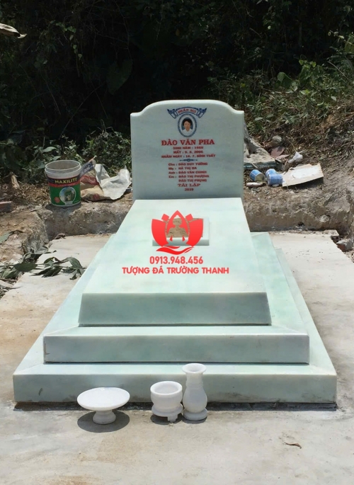 Mộ Đá