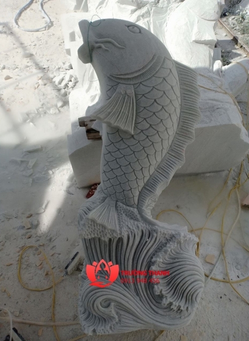 Tượng cá chép phun nước bằng đá tự nhiên